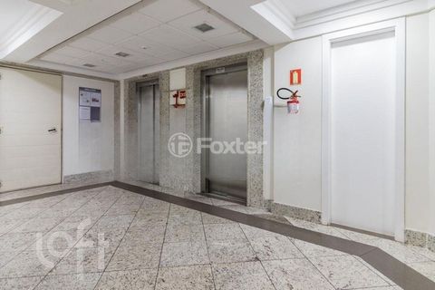 Image 4 - 916729