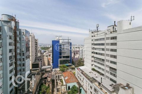 Image 11 - 916730