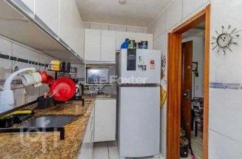 Image 4 - 916743