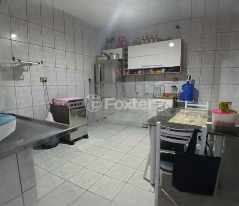 Image 3 - 916754