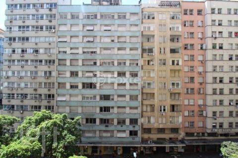 Image 11 - 916768