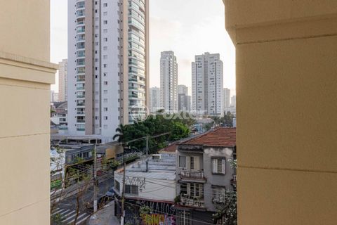 Image 19 - 916778