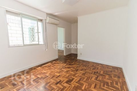 Image 17 - 916792