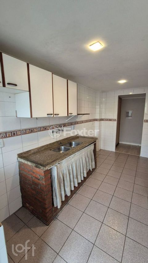 Image 17 - 916814