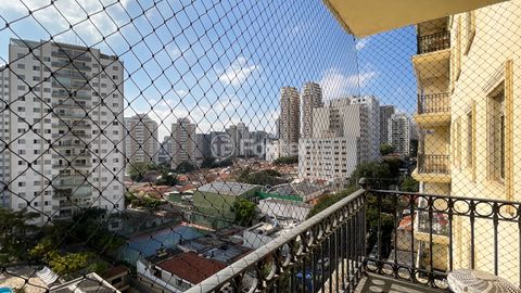 Image 9 - 916888