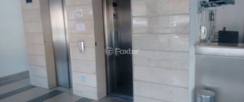 Image 7 - 916898