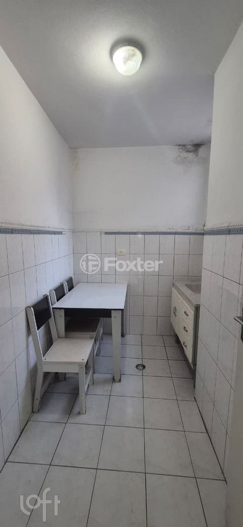 Image 5 - 916900