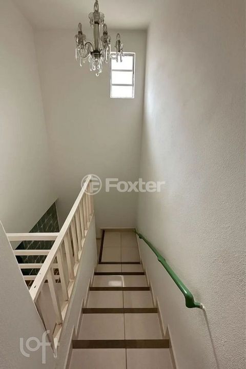 Image 1 - 916901