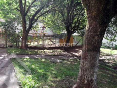 Image 9 - 916915