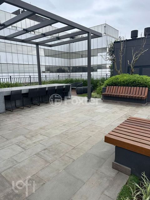 Image 7 - 916917