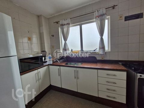 Image 6 - 916920
