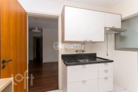Image 4 - 916922