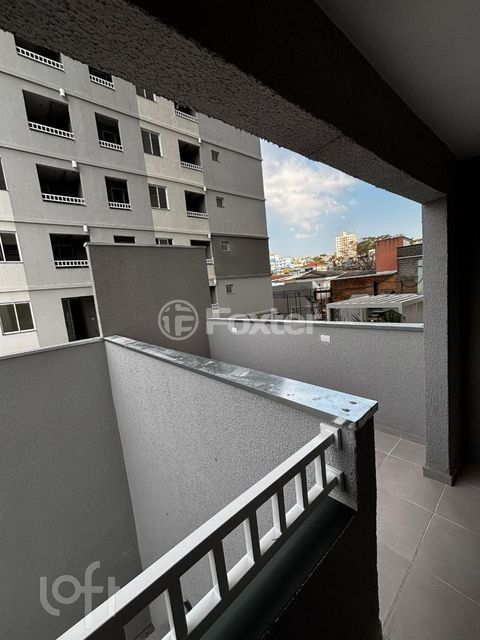 Image 4 - 916959