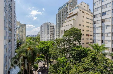 Image 15 - 916961