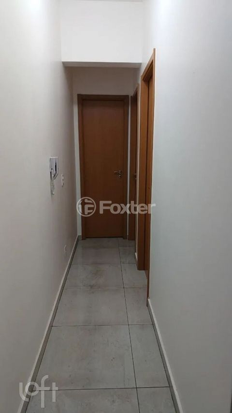Image 5 - 916975