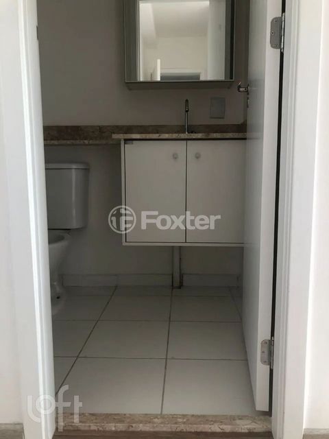 Image 7 - 916983