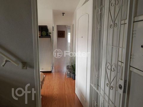 Image 7 - 916992