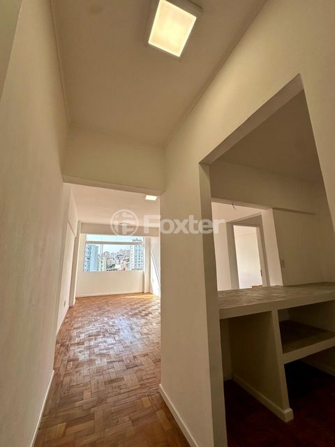 Image 7 - 917014