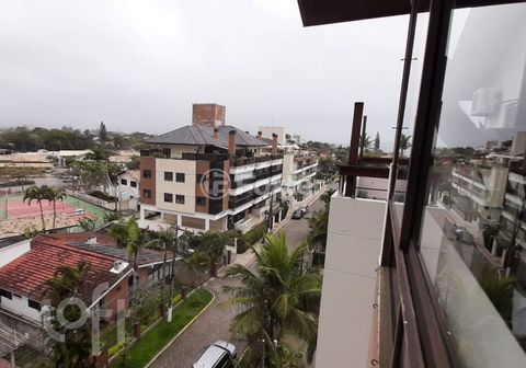Image 8 - 917039
