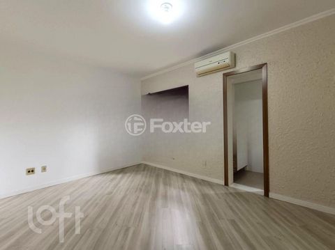 Image 7 - 917045