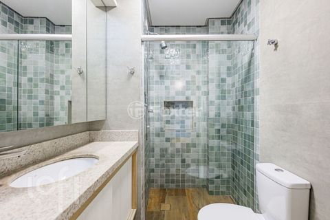 Image 11 - 917046