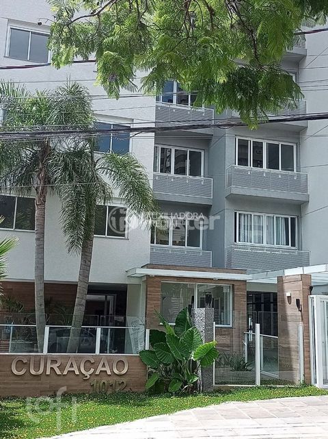 Image 4 - 917064