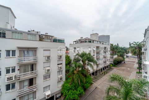 Image 11 - 917075