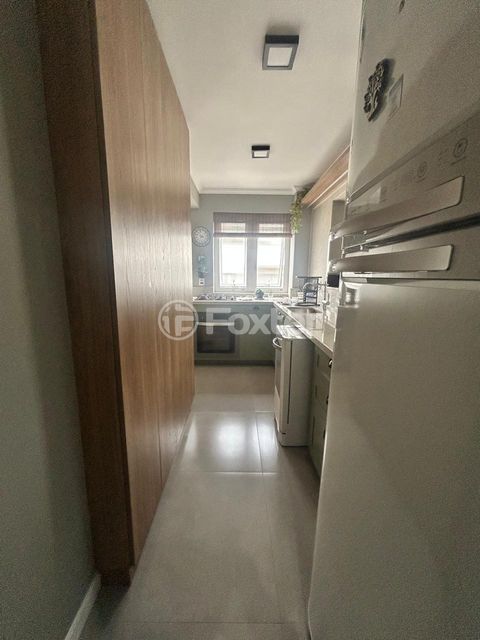 Image 8 - 917075