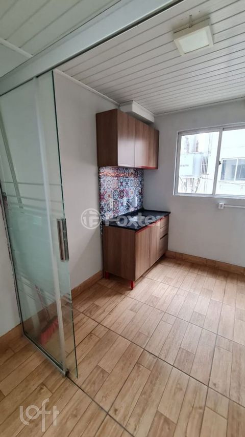 Image 8 - 917100