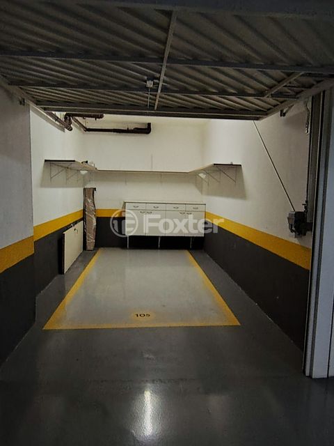 Image 7 - 917129