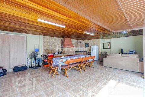 Image 19 - 917135