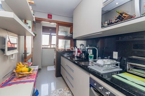 Image 18 - 917206