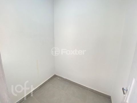 Image 4 - 917208