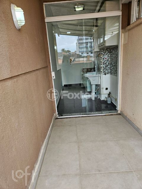 Image 11 - 917210