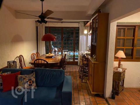 Image 7 - 917212