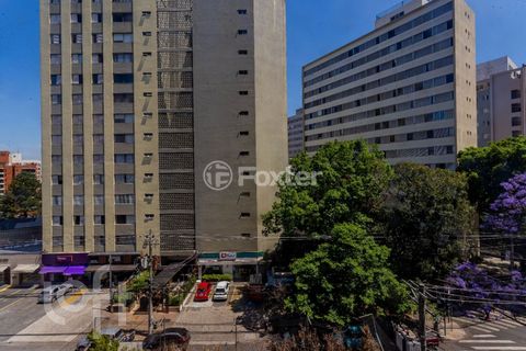 Image 17 - 917217