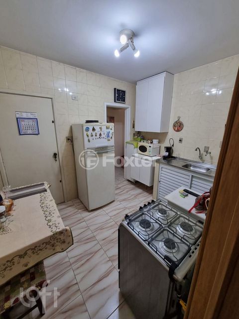 Image 3 - 917217