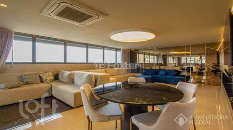 Image 11 - 917257