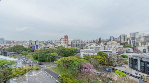 Image 1 - 917257