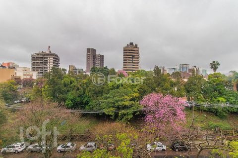 Image 1 - 917273
