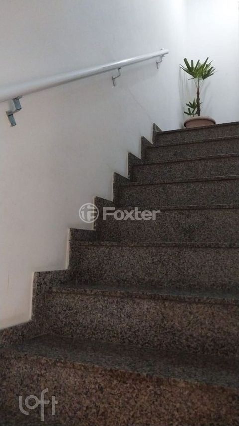 Image 3 - 917283