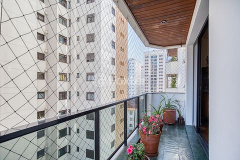 Image 10 - 917287