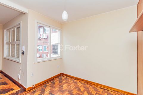 Image 7 - 917297