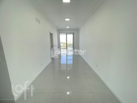 Image 5 - 917302