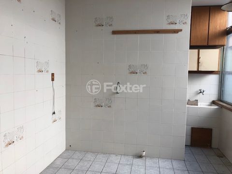 Image 4 - 917304