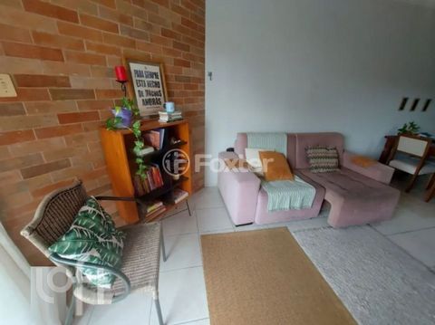 Image 3 - 917311