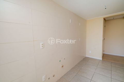 Image 11 - 917312