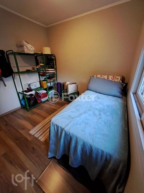 Image 10 - 917313