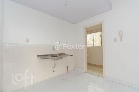 Image 18 - 917316