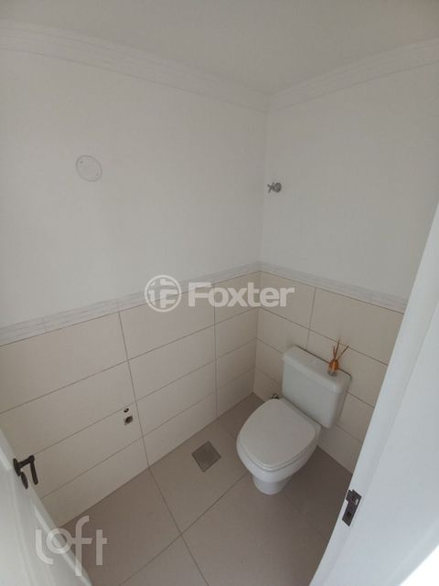 Image 7 - 917320